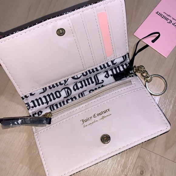 LN — “Valentines Heart” Flap Over Compact Wallet — Juicy Couture - Picture 3 of 3